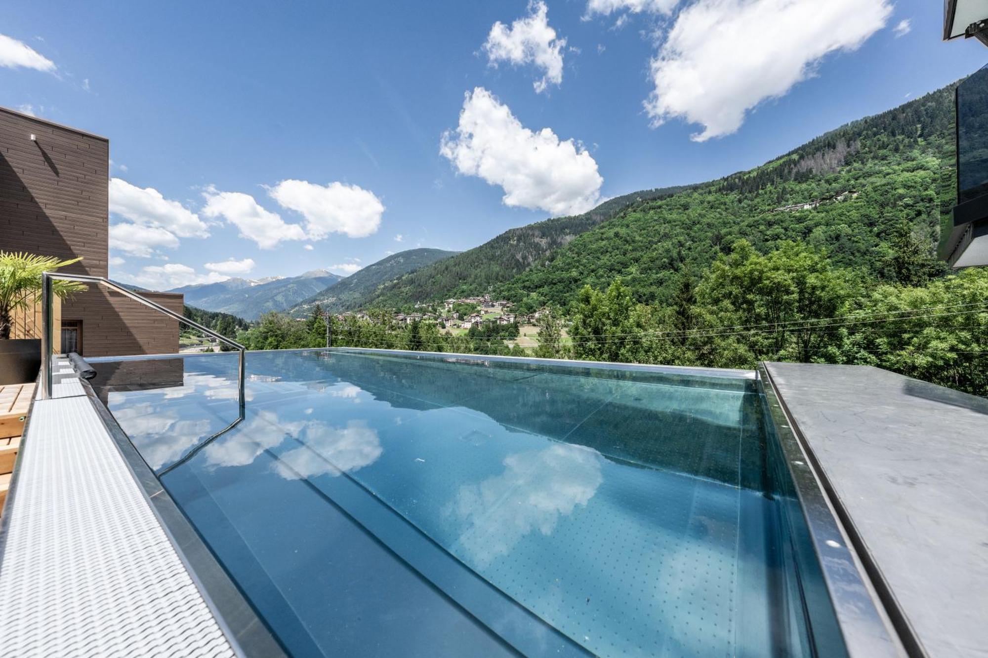 Ravelli Sporting Hotel Mezzana  Luaran gambar